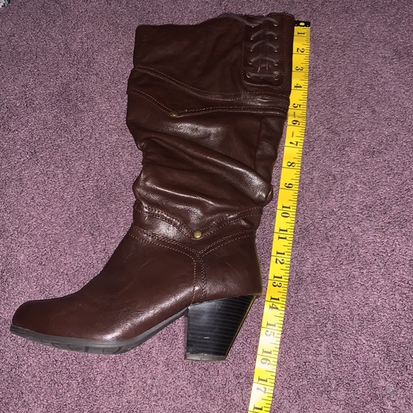 Mini heel brown boots👢 - Picture 6 of 6